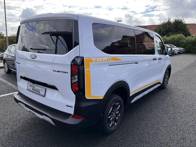 Neu Ford Transit Custom 170 PS (125 kW) 2025 Weiß Kombi