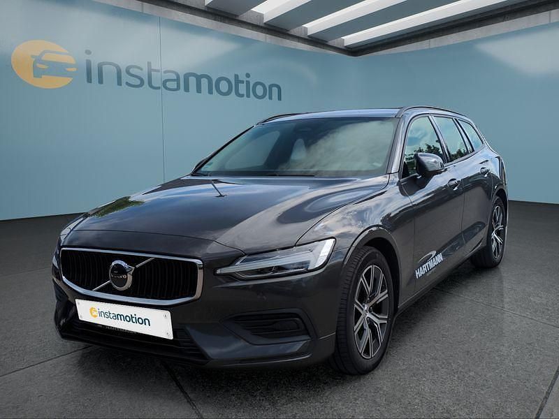 Grau Gebraucht 2024 Volvo V60 Kombi | 37.899 € (Fairer Preis) - Bild 1/4