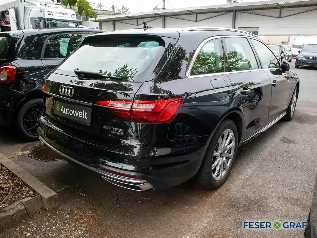 Gebraucht Audi A4 Ambiente 204 PS (150 kW) 2023 Mythosschwarz metallic Kombi