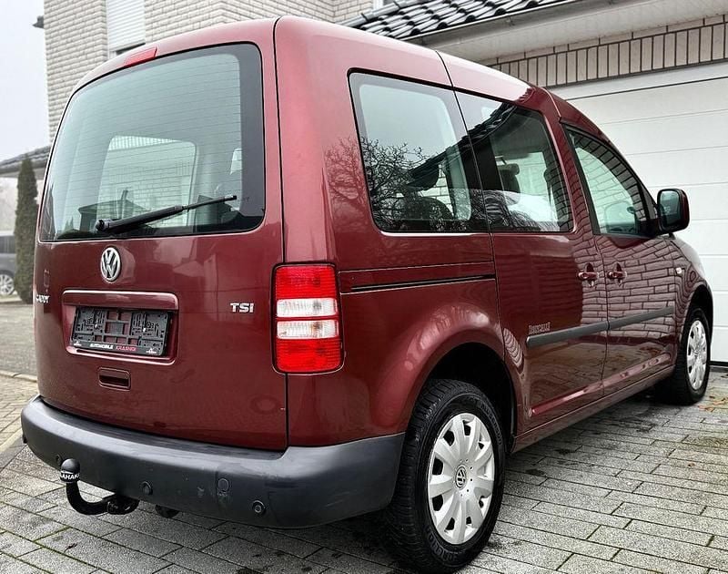 Gebraucht VW Caddy 105 PS (77 kW) 2012 Rot Van / Kleinbus