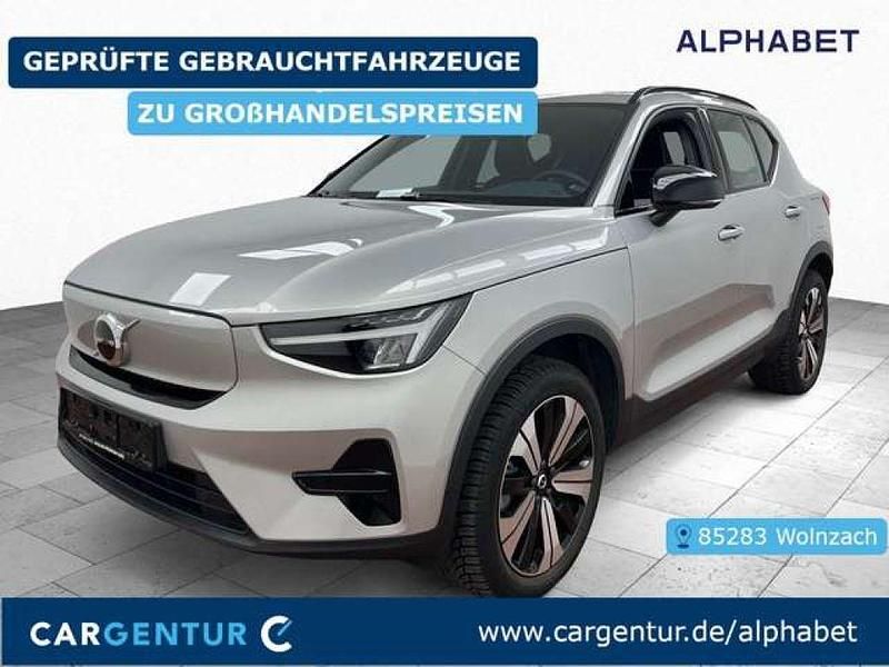 Silver dawn metallic (metallic) Gebraucht 2022 Volvo XC40 Plus SUV | 28.690 € (Fairer Preis) - Bild 1/2