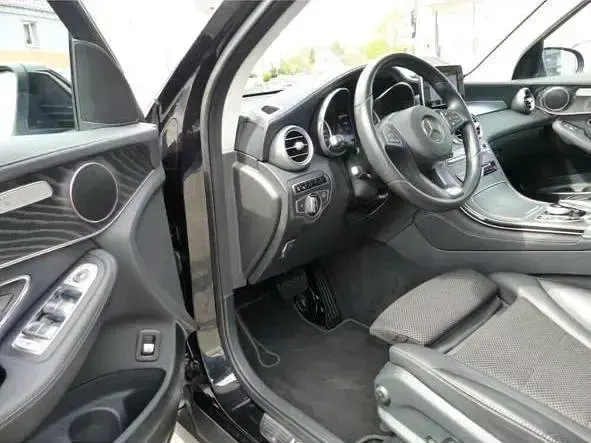 Gebraucht Mercedes GLC220 170 PS (125 kW) 2016 Schwarz SUV