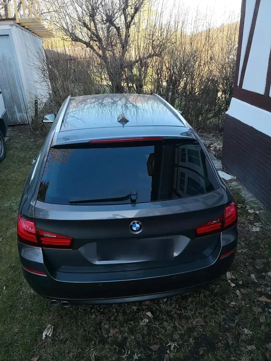 Gebraucht BMW 530 258 PS (189 kW) 2014 Grau Kombi