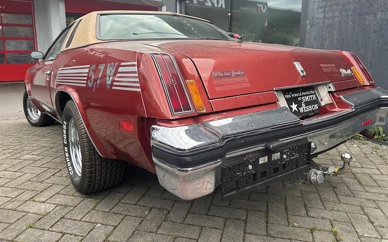 Gebraucht Oldsmobile Supreme 150 PS (110 kW) 1976 Orange Limousine