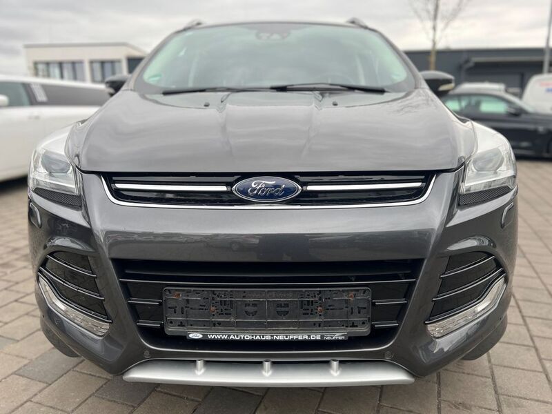 Grau Gebraucht 2015 Ford Kuga Individual SUV | 11.950 € (Fairer Preis) - Bild 1/4