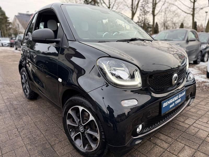 Gebraucht Smart ForTwo Cabrio 90 PS (66 kW) 2016 Schwarz Cabrio