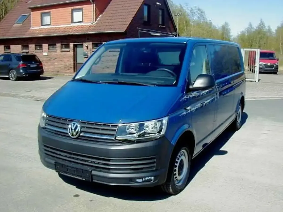 Używany VW Transporter 150 KM (110 kW) 2017 Niebieski Van