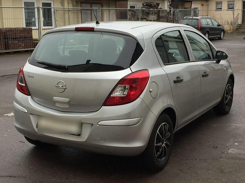Gebraucht Opel Corsa 86 PS (63 kW) 2010 Grau Kleinwagen
