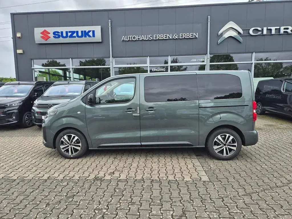 Neu Citroën Spacetourer 179 PS (131 kW) 2026 Grün Van / Kleinbus