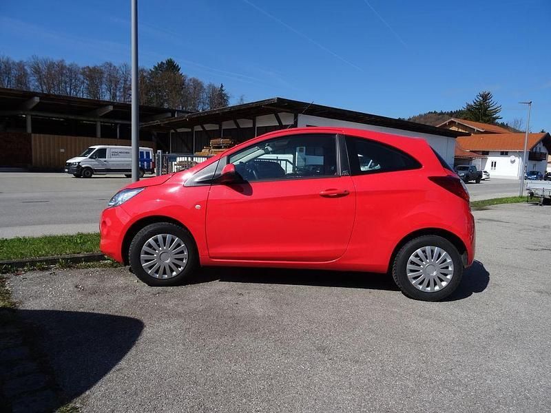 Gebraucht Ford Ka Trend 69 PS (50 kW) 2012 Rot Kleinwagen