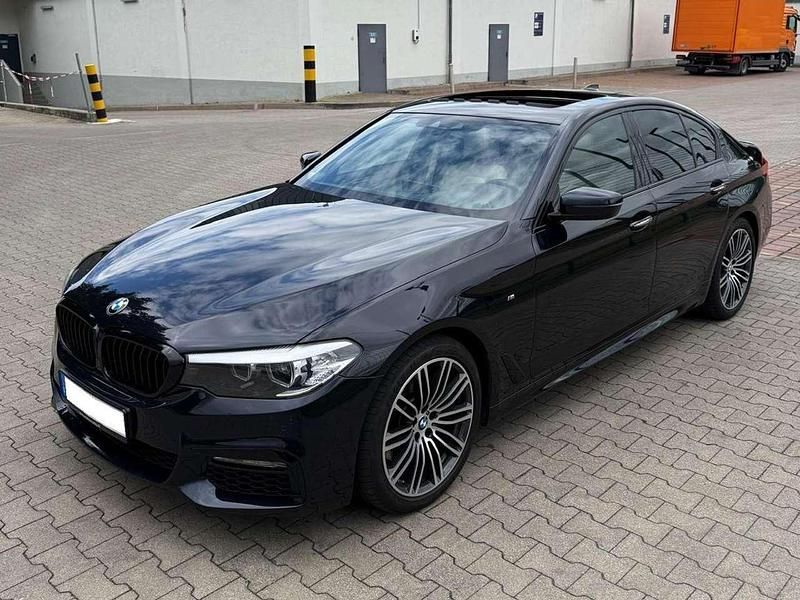 Schwarz Gebraucht 2018 BMW 530 M Sport Limousine | 26.900 € (Etwas zu teuer) - Bild 1/4