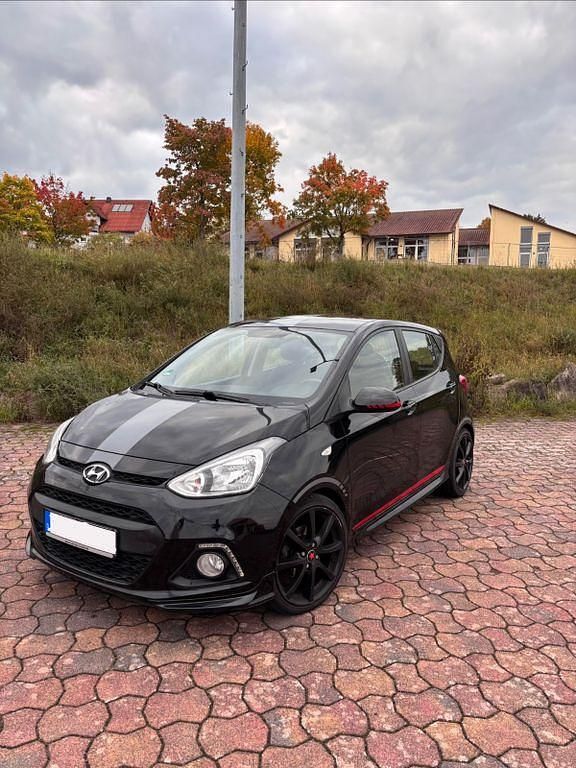 Schwarz Gebraucht 2014 Hyundai i10 Sport Kleinwagen | 5.700 € (Guter Preis) - Bild 1/4
