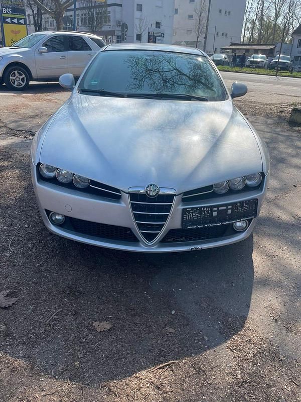 Gebraucht Alfa Romeo 159 150 PS (110 kW) 2009 Silber Kombi