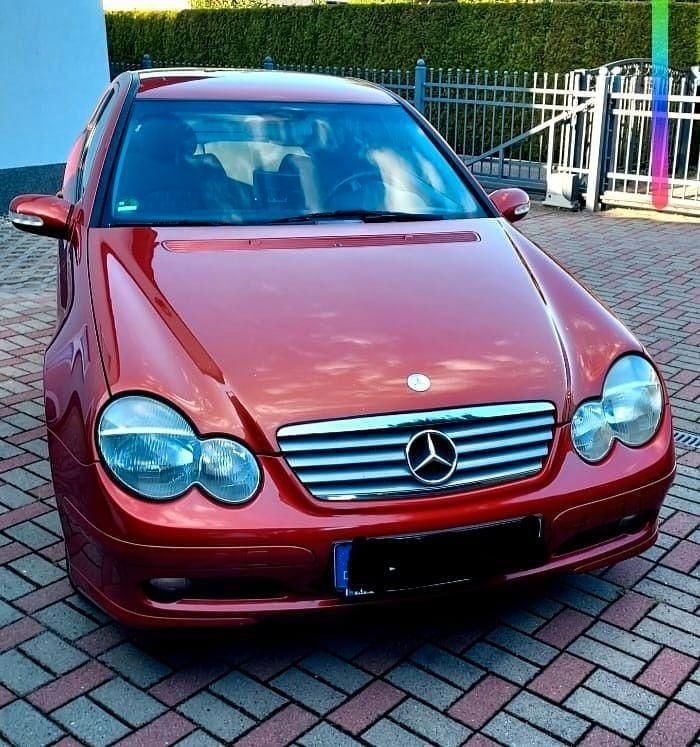 Rot Gebraucht 2001 Mercedes C180 Coupé | 3.000 € (Fairer Preis) - Bild 1/4