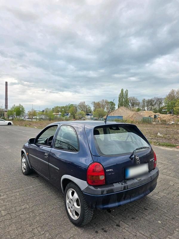 Gebraucht Opel Corsa 54 PS (39 kW) 2003 Blau Kleinwagen