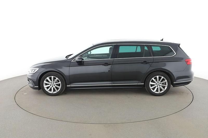 Gebraucht VW Passat Highline 150 PS (110 kW) 2019 Grau Kombi