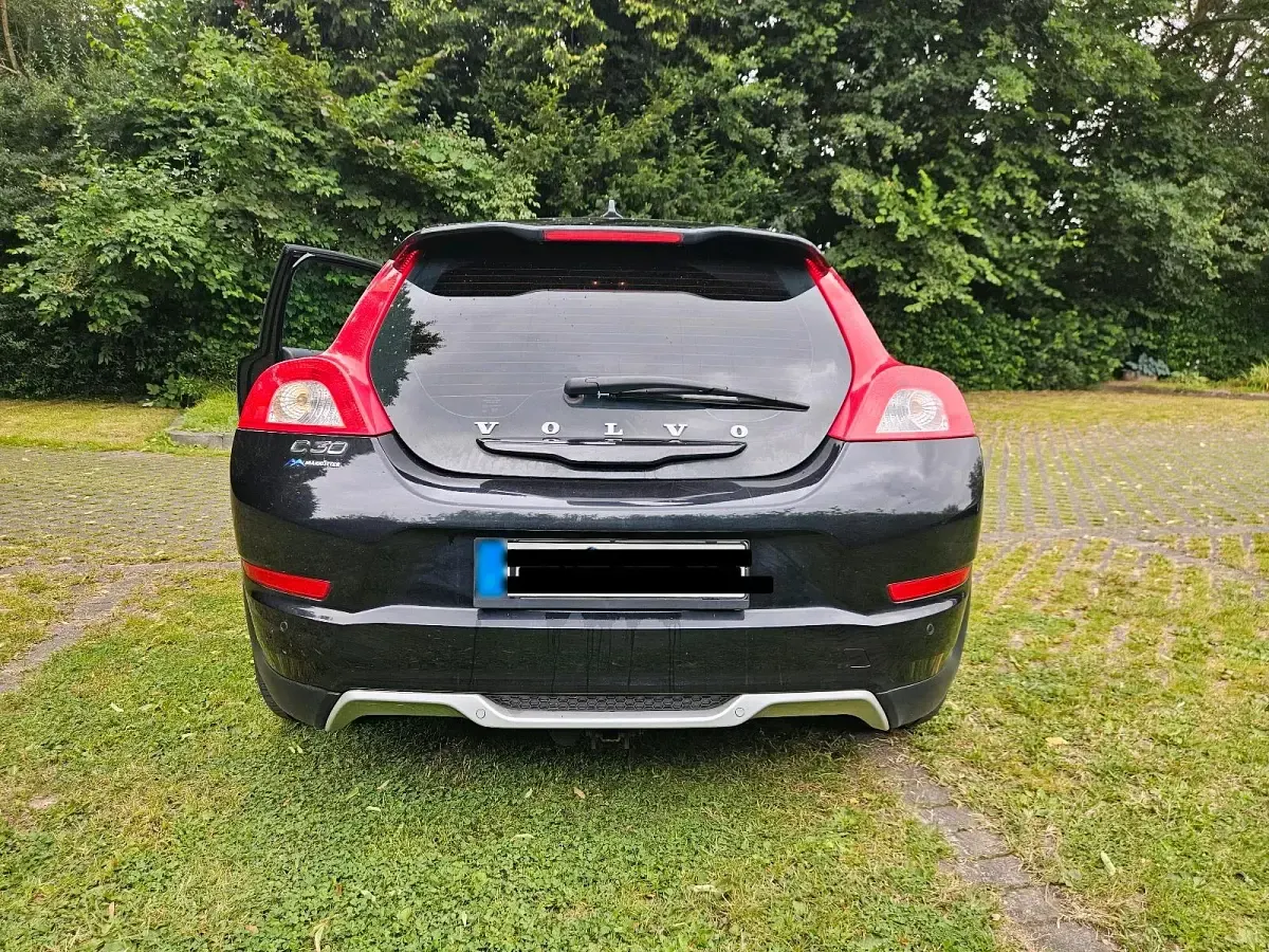 Gebraucht Volvo C30 115 PS (84 kW) 2012 Schwarz Kleinwagen