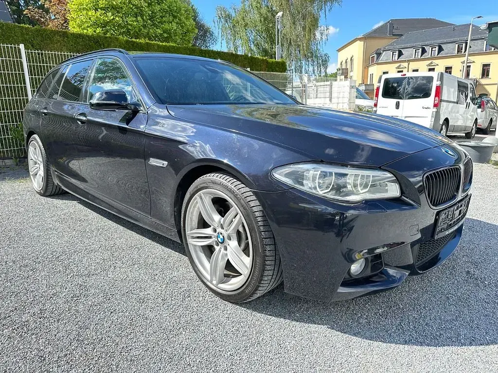 Gebraucht BMW 530 Comfort Edition 258 PS (189 kW) 2014 Schwarz Kombi