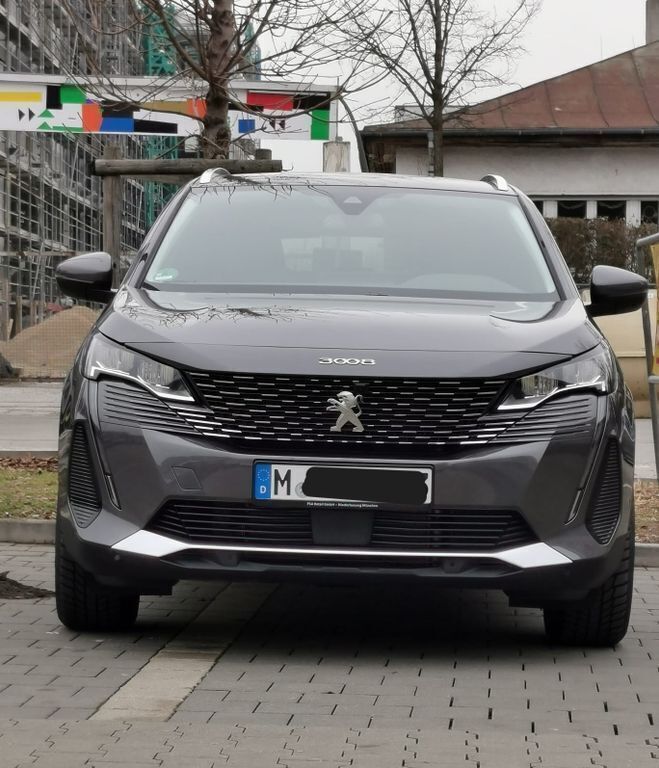 Grau Gebraucht 2021 Peugeot 3008 Allure SUV | 22.999 € (Guter Preis) - Bild 1/4