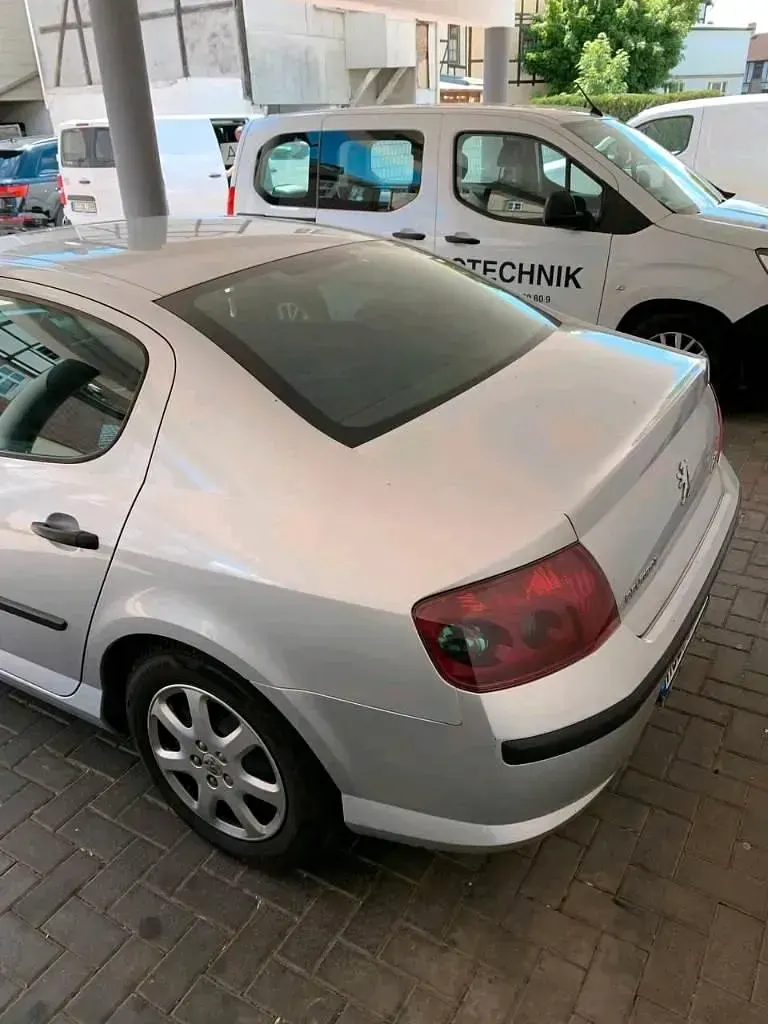 Gebraucht Peugeot 407 Coupe 109 PS (80 kW) 2005 Silber Coupé