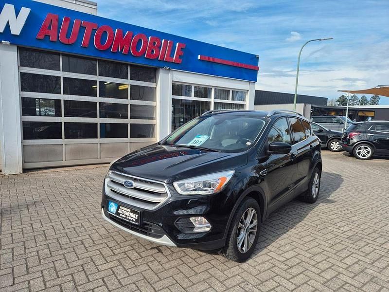 Gebraucht Ford Kuga Titanium 150 PS (110 kW) 2016 Schwarz SUV