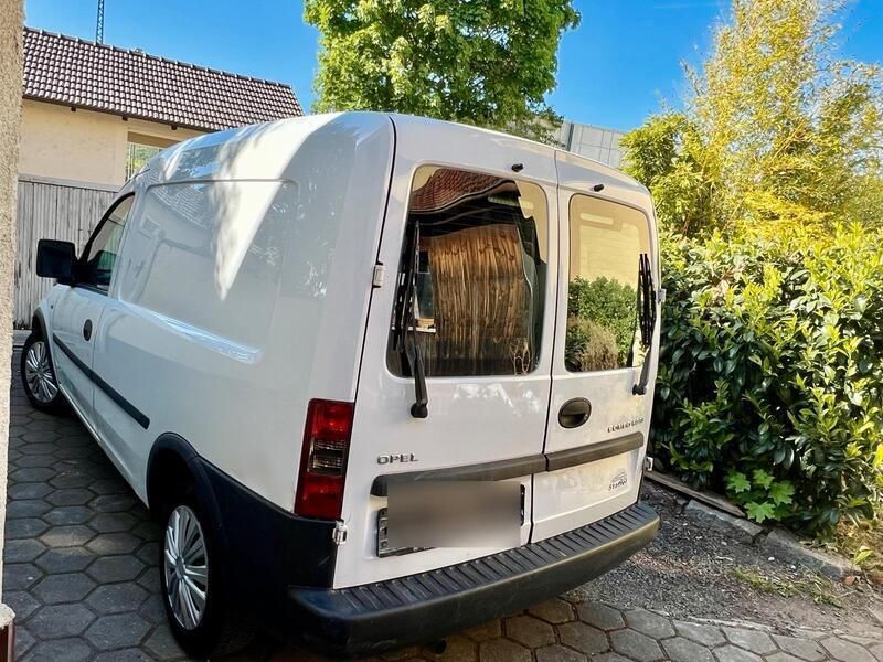 Weiß Gebraucht 2010 Opel Combo Van / Kleinbus | 2.500 € - Bild 1/4