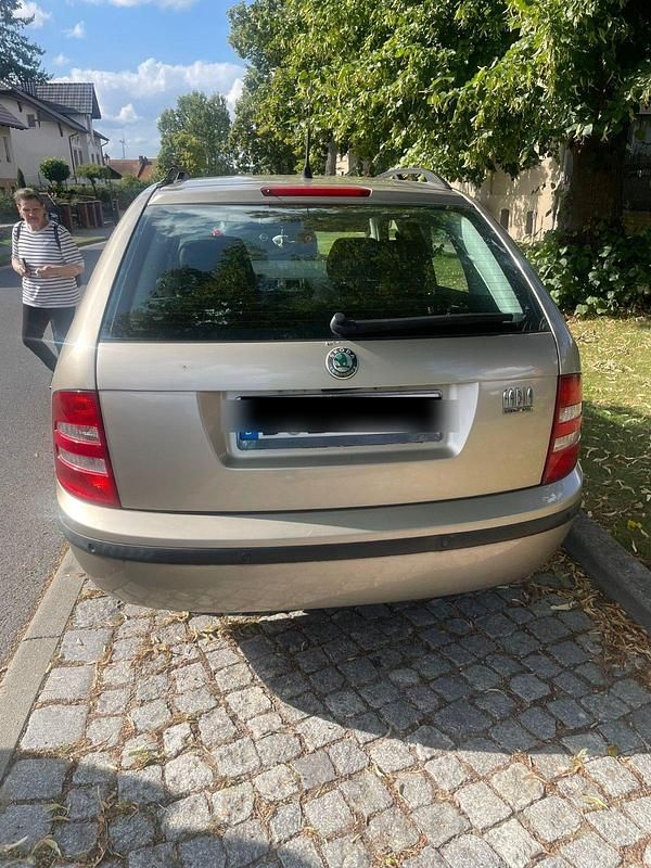 Gebraucht 2004 Skoda Fabia Kombi | 350 € (Superpreis) - Bild 1/4