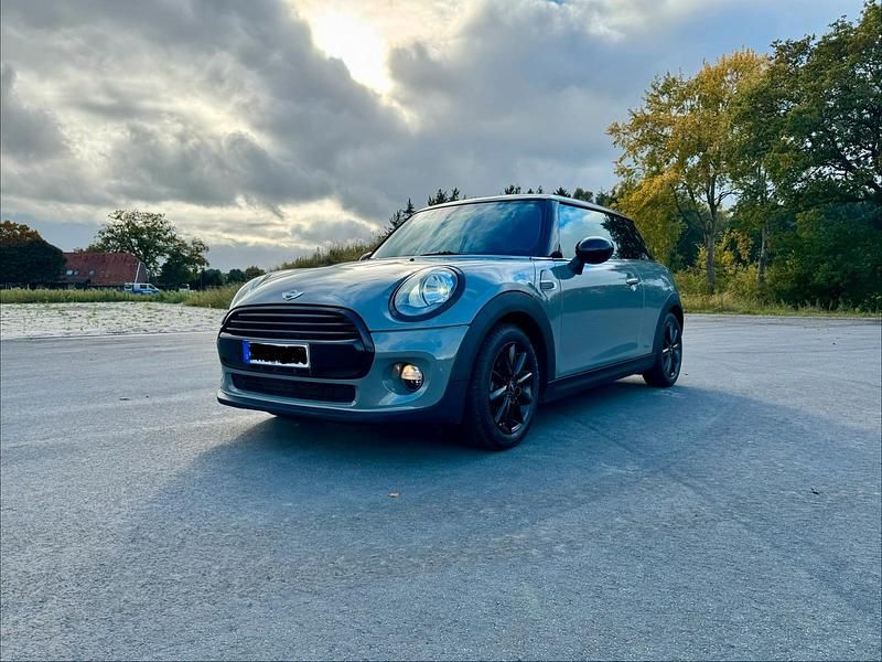 Grau Gebraucht 2014 Mini Cooper Kleinwagen | 8.199 € (Fairer Preis) - Bild 1/4