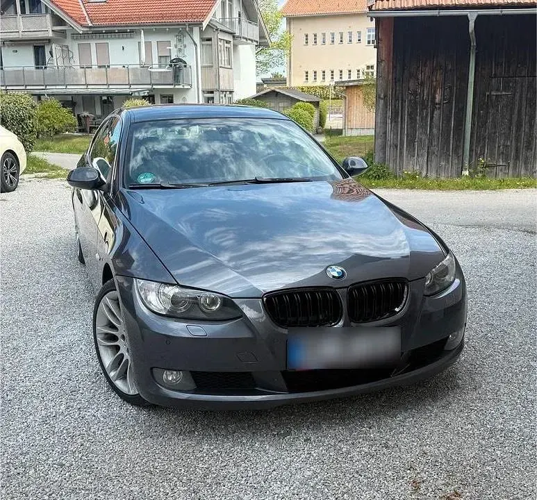 Second-hand BMW 325 218 CP (160 kW) 2007 Gri Coupe