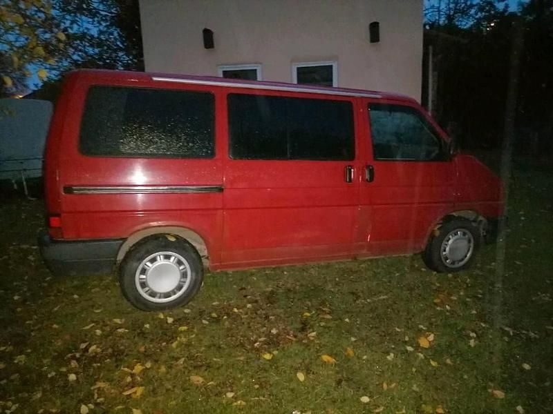 Rot Gebraucht 1995 VW Multivan Van | 3.300 € - Bild 1/4