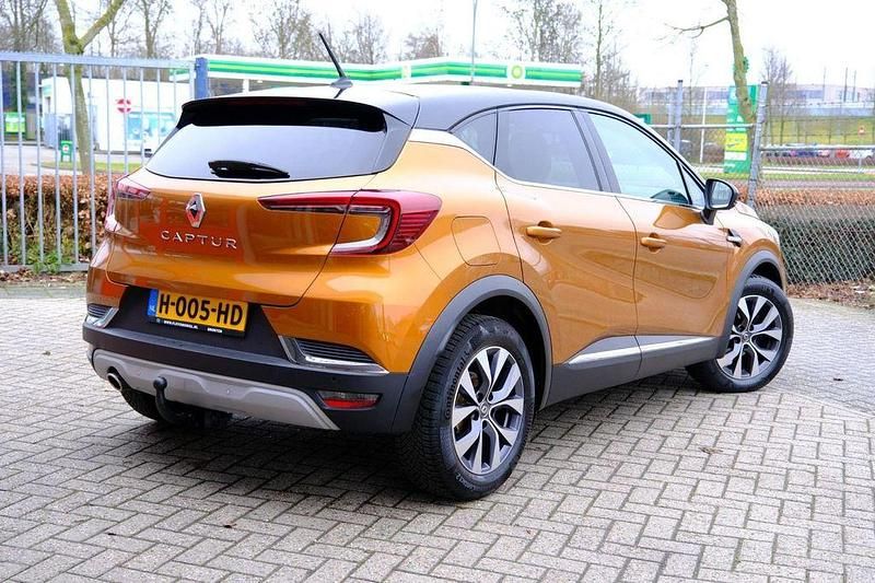 Gebraucht Renault Captur Intens 131 PS (96 kW) 2020 Orange SUV