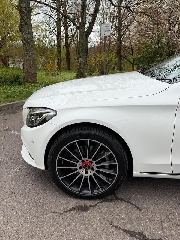 Gebraucht Mercedes C250 204 PS (150 kW) 2016 Weiß Kombi