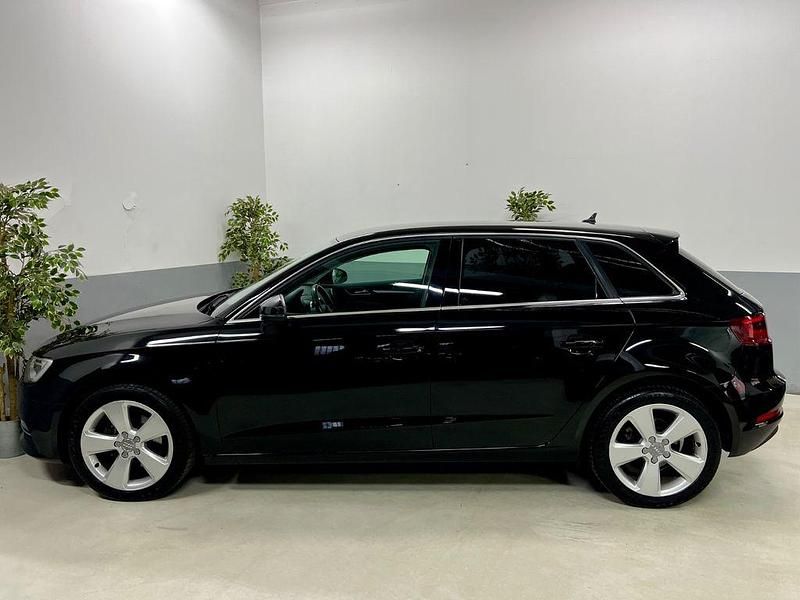 Gebraucht Audi A3 Ambition 110 PS (80 kW) 2014 Schwarz Limousine