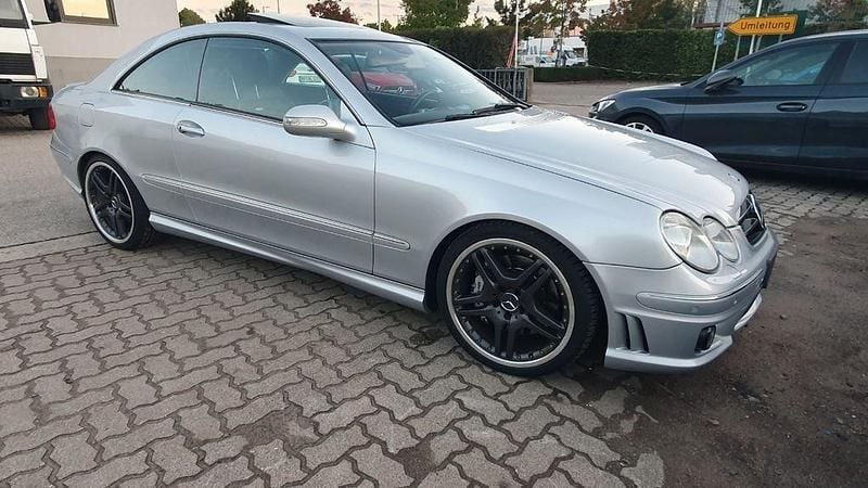 Silber Gebraucht 2005 Mercedes CLK55 AMG AMG Coupé | 22.000 € (Guter Preis) - Bild 1/4
