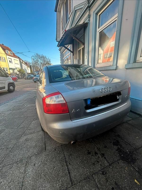 Gebraucht Audi A4 131 PS (96 kW) 2005 Silber Kleinwagen