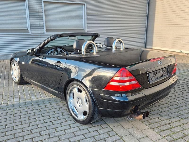 Gebraucht Mercedes SLK200 136 PS (100 kW) 1998 Schwarz Cabrio