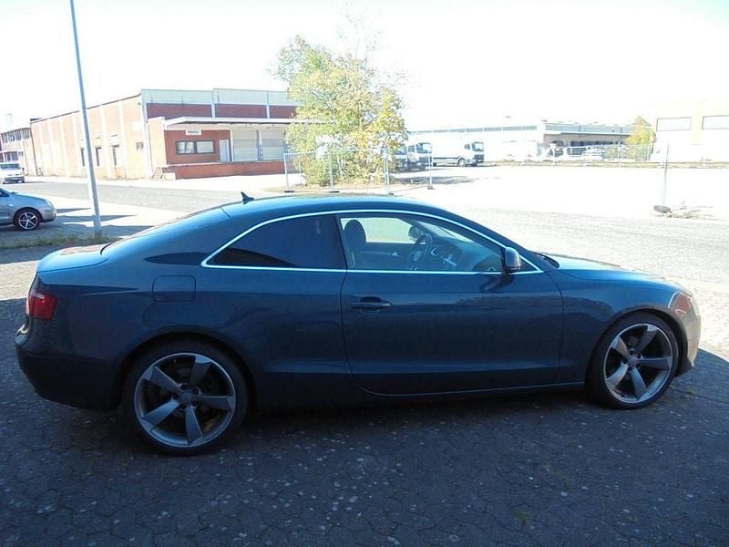 Gebraucht Audi A5 Sport 179 PS (131 kW) 2009 Grau Coupé