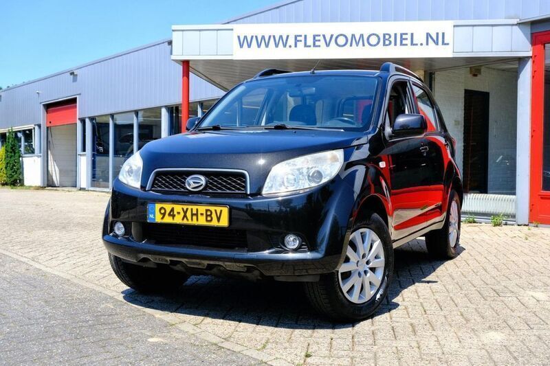 Schwarz Gebraucht 2007 Daihatsu Terios SUV | 6.650 € (Etwas zu teuer) - Bild 1/4