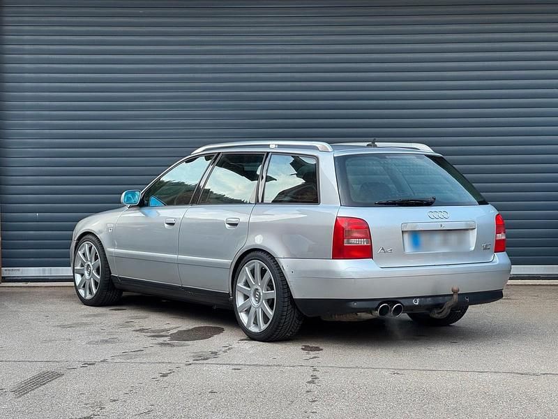Usata Audi A4 Performance 150 CV (110 kW) 2000 Argento Station wagon