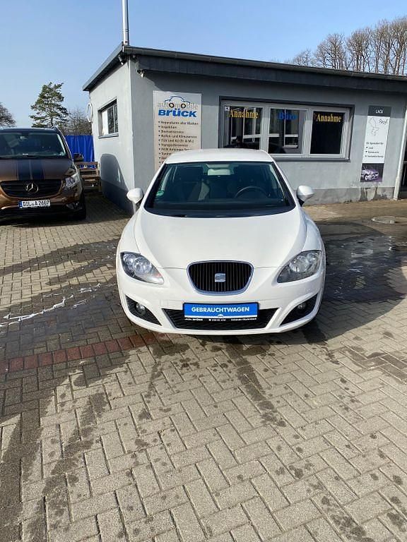Gebraucht Seat Leon 105 PS (77 kW) 2011 Weiß Kleinwagen