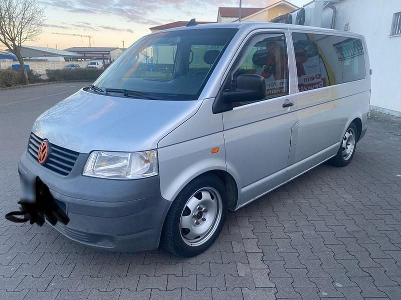 Gebraucht VW T5 131 PS (96 kW) 2005 Silber Van