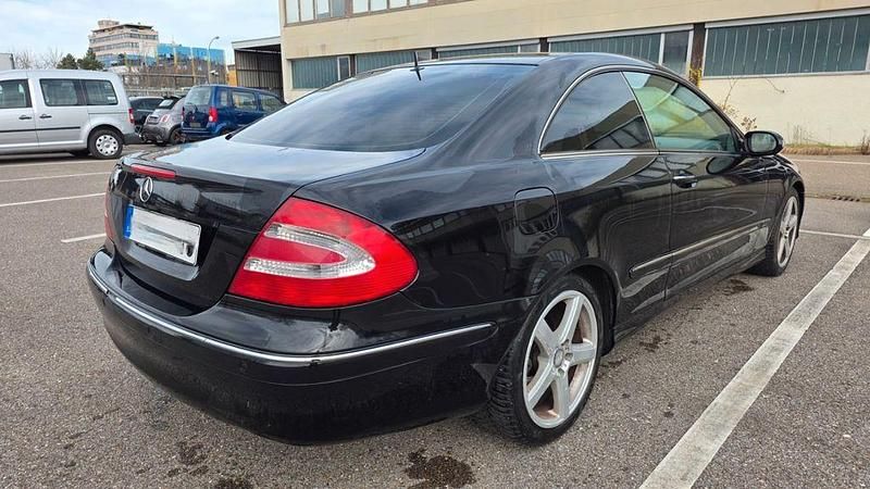 Gebraucht Mercedes CLK240 Elegance 170 PS (125 kW) 2003 Schwarz Coupé