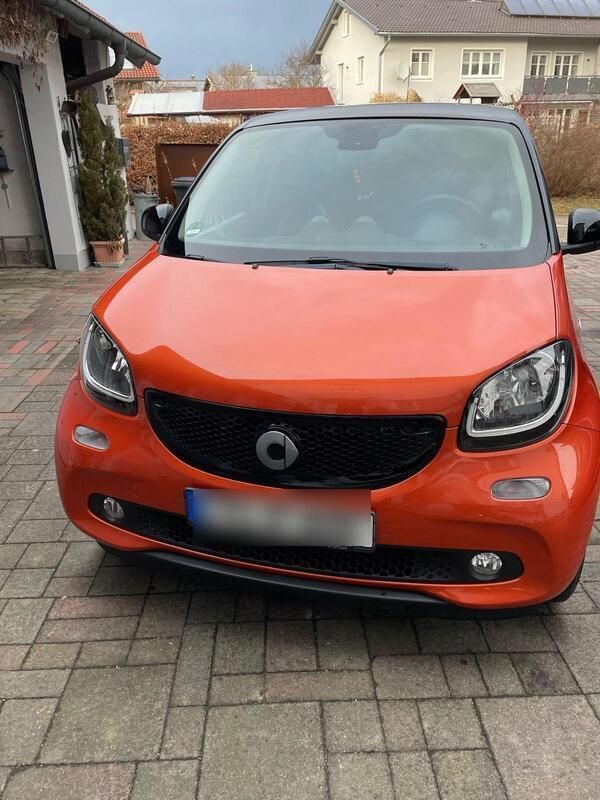 Orange Gebraucht 2016 Smart ForFour Kleinwagen | 8.500 € (Fairer Preis) - Bild 1/4