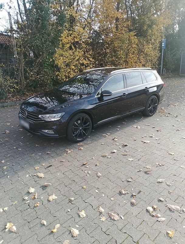 Gebraucht VW Passat Highline 190 PS (139 kW) 2020 Schwarz Kombi