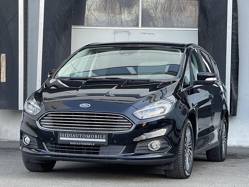 Iridiumschwarz metallic Gebraucht 2019 Ford S-MAX Titanium Van / Kleinbus | 20.900 € (Guter Preis) - Bild 1/4