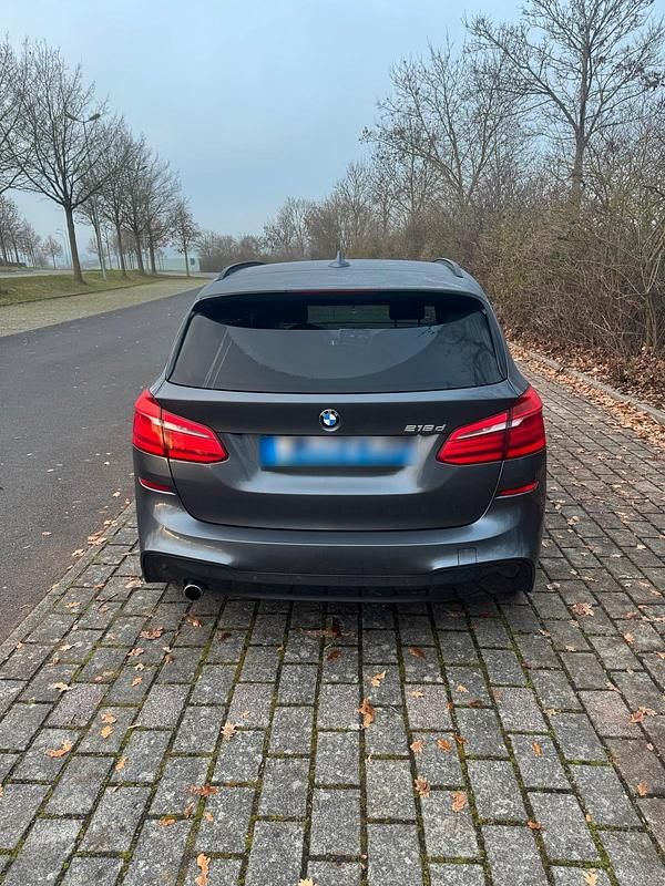 Gebraucht BMW 218 Active Tourer M Sport 150 PS (110 kW) 2016 Grau Van / Kleinbus