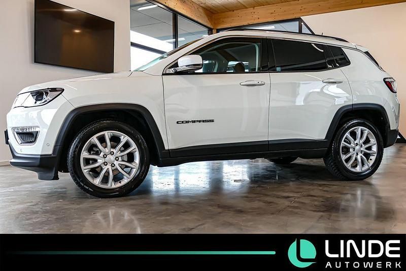 Gebraucht Jeep Compass Limited 150 PS (110 kW) 2020 Weiß SUV