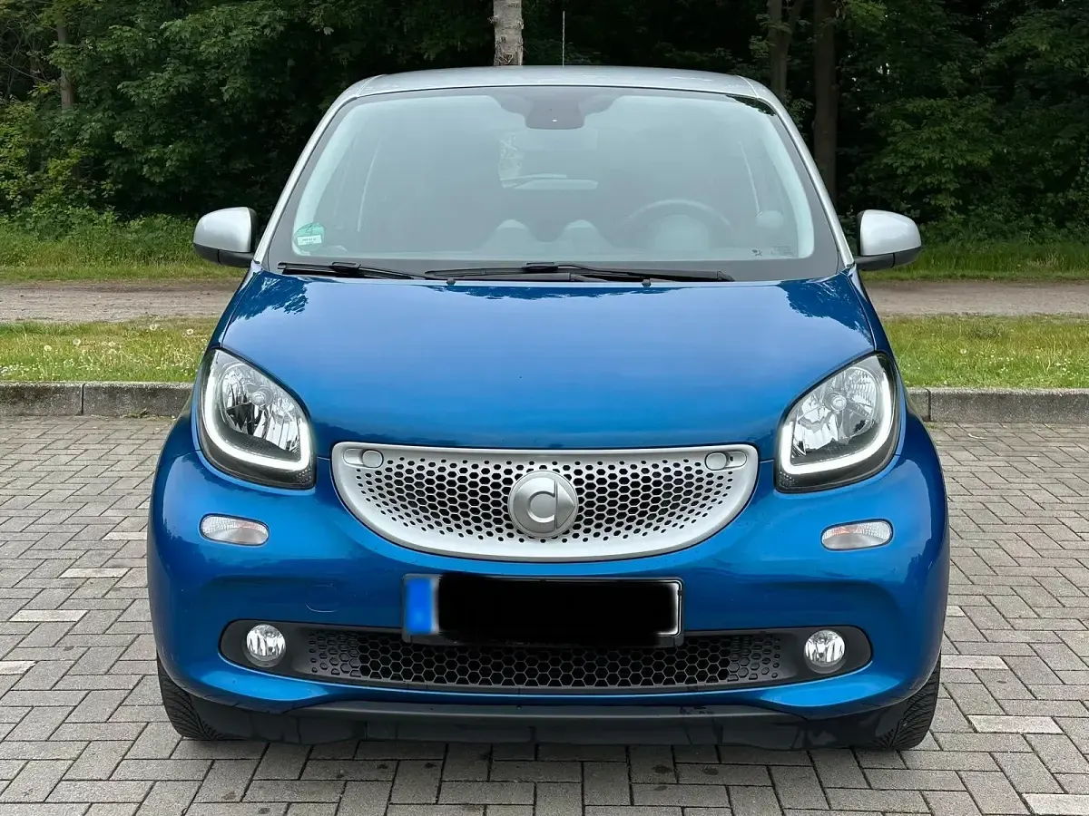 Używany Smart ForFour 71 KM (52 kW) 2016 Niebieski Hatchback