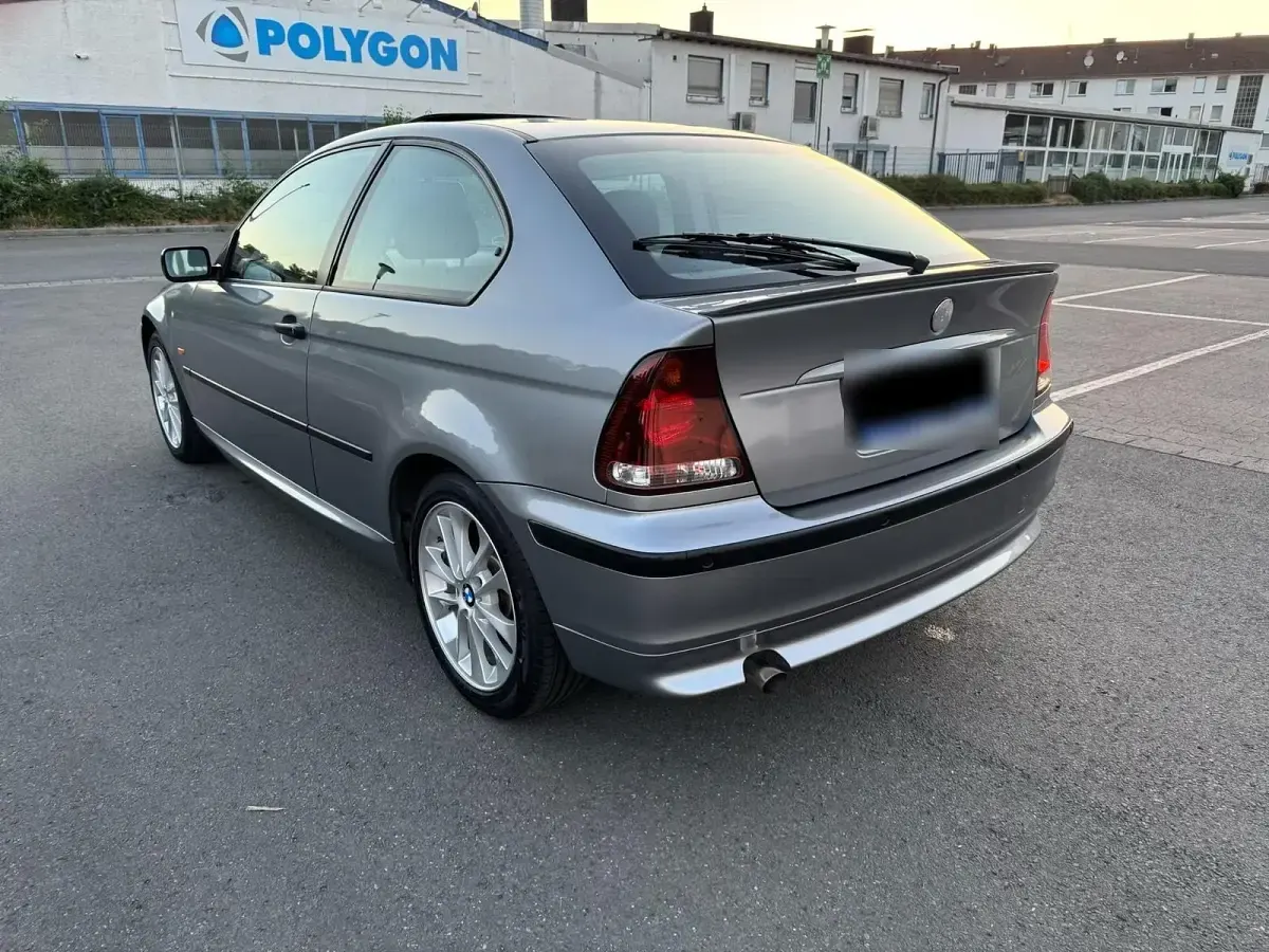 Gebraucht BMW 316 Compact 115 PS (84 kW) 2004 Grau Kleinwagen