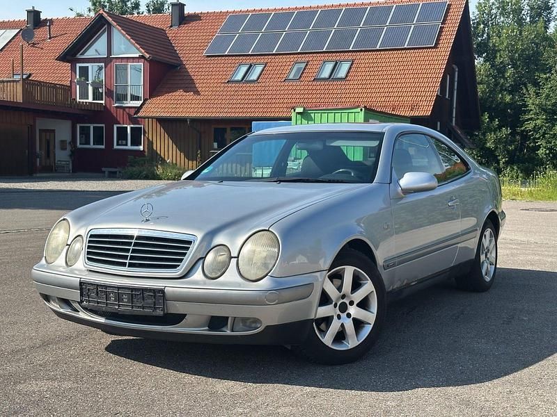 Silber Gebraucht 1998 Mercedes CLK230 Avantgarde Coupé | 1.090 € (Superpreis) - Bild 1/4